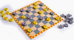 Jeu de dames "chats/souris"